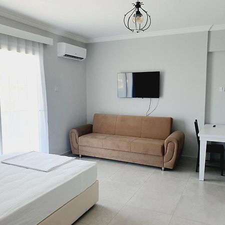 Royal Life Poseidon B Apartment Agios Georgios  Exterior photo