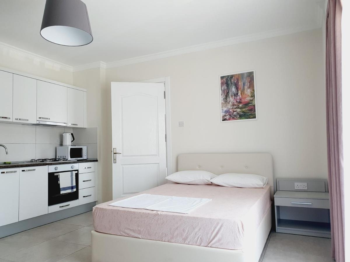 Royal Life Poseidon B Apartment Agios Georgios  Exterior photo