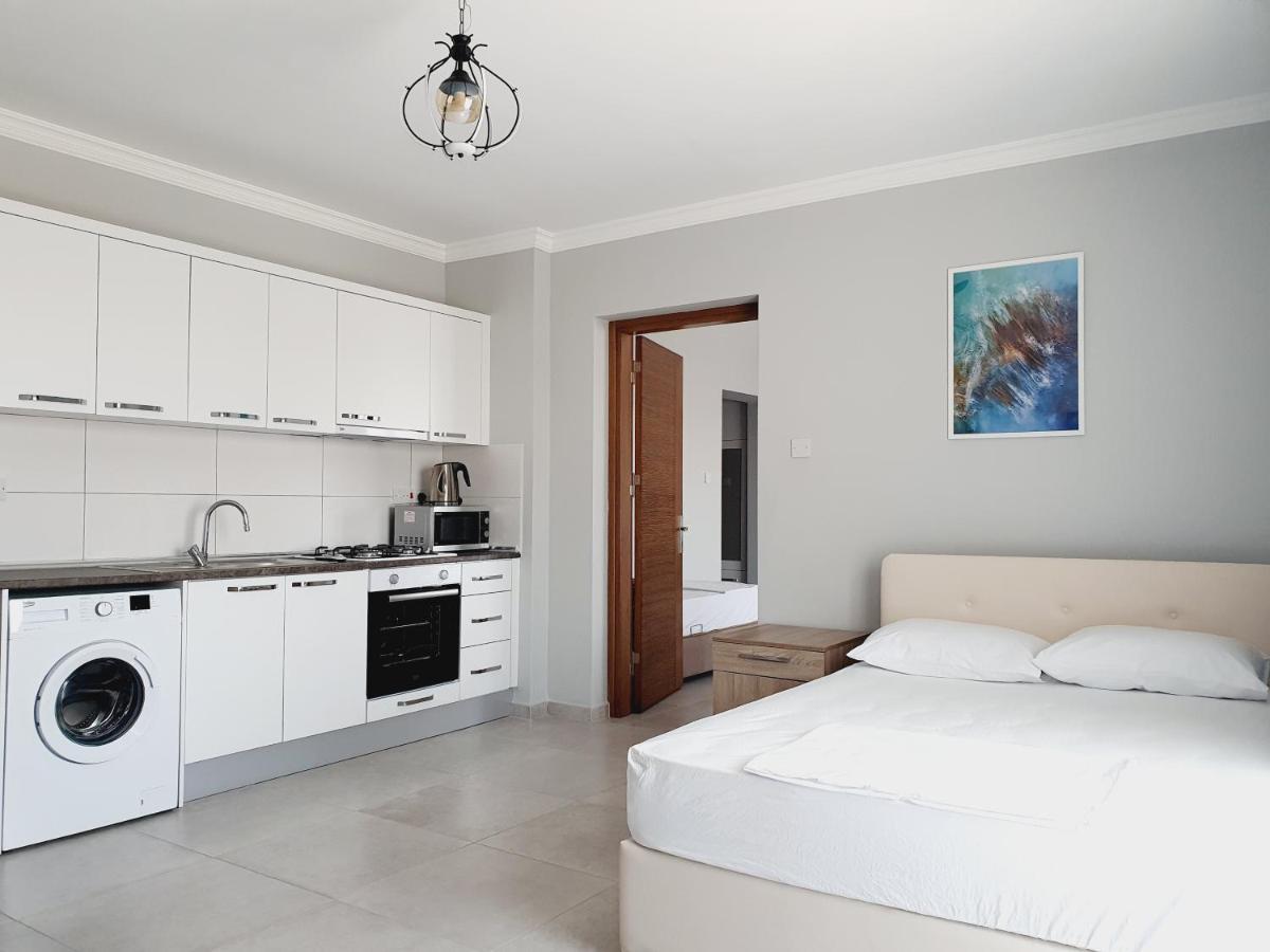 Royal Life Poseidon B Apartment Agios Georgios  Exterior photo